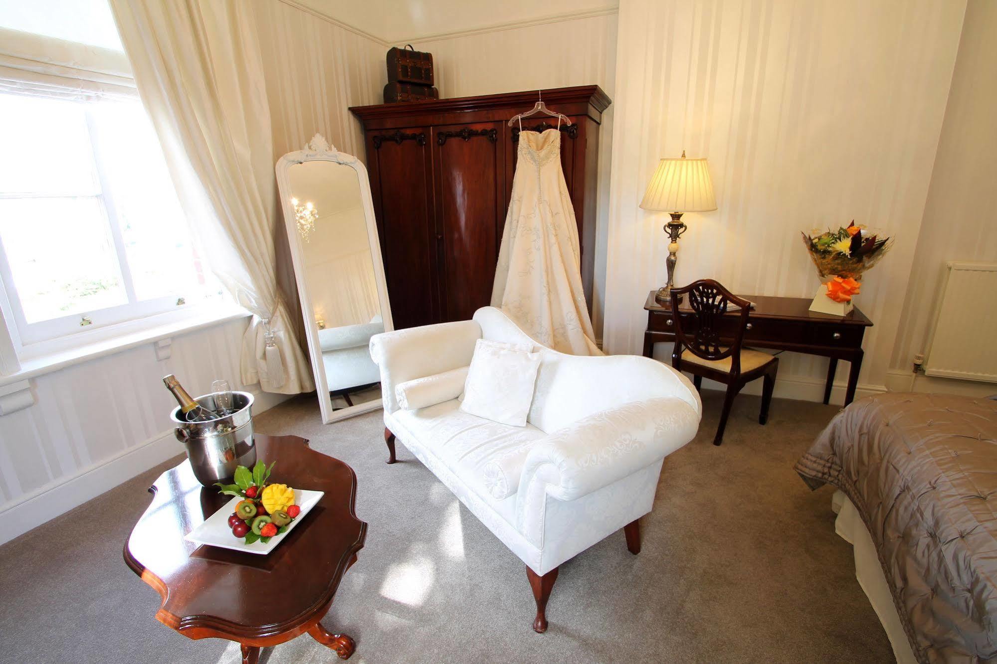 Alexandra Court Hotel Congleton Ngoại thất bức ảnh